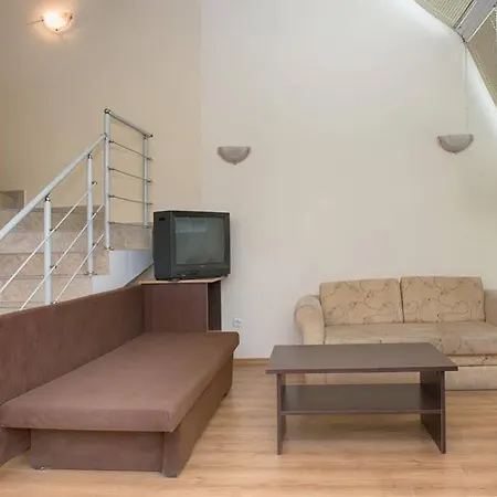 Viva With Free Parking Apartment