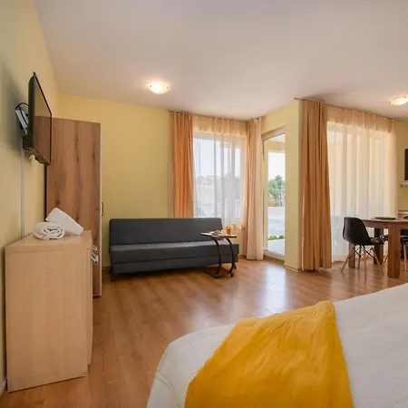 Viva * ساني بيتش